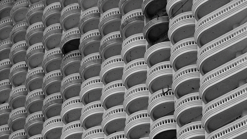 Illustration for article titled Hive-Inspired Buildings Would Be Comfy Homes For Gigantic Bee Monsters